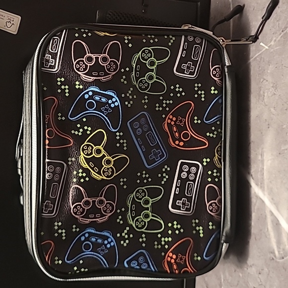 VIDEO GAME STYLE LUNCH BOX NWT - Picture 1 of 5